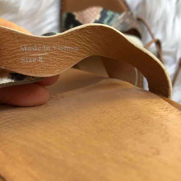 MADEWELL Wave Lace-Up Sandal - Picture 3 of 9